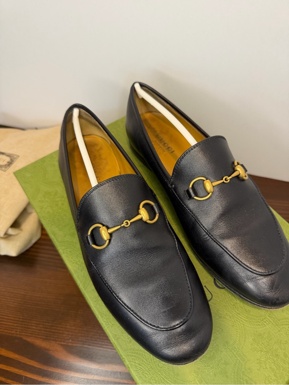 Gucci Black Leather Loafers with Gold Horsebit
